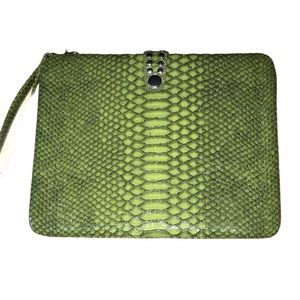 Boutique To U Green Faux Snakeskin Square Clutch